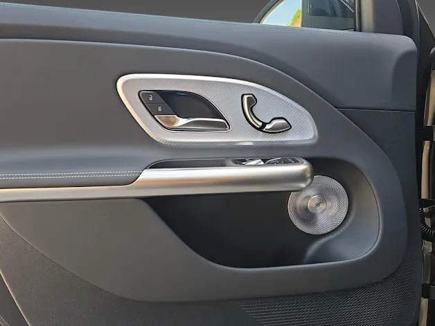 MERCEDES-BENZ GLB 220 4Matic