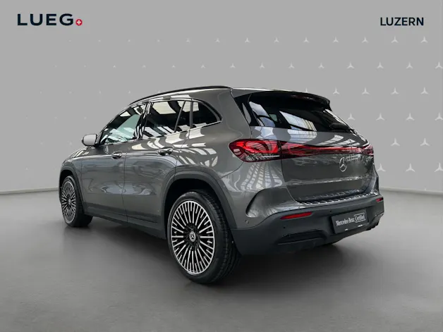 MERCEDES-BENZ EQA 350 AMG Line 4Matic