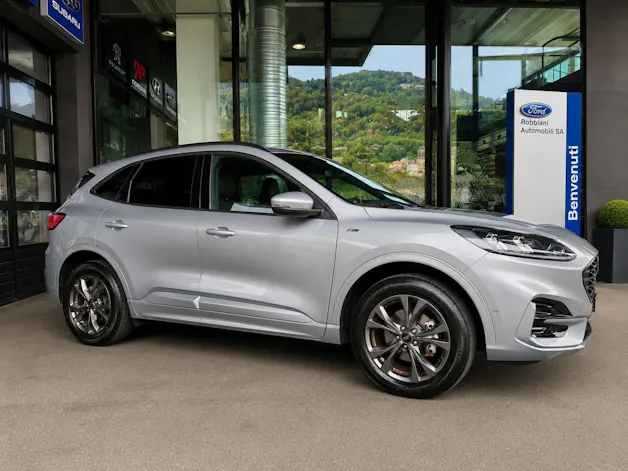 FORD Kuga 2.5 FHEV ST-Line X 4WD