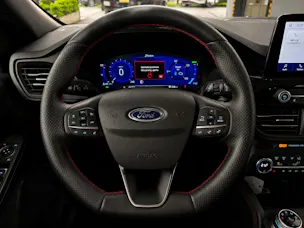 FORD Kuga 2.5 FHEV ST-Line X 4WD