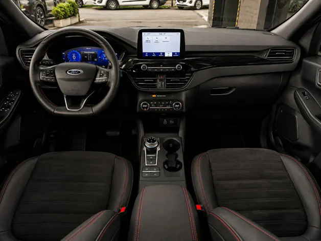FORD Kuga 2.5 FHEV ST-Line X 4WD