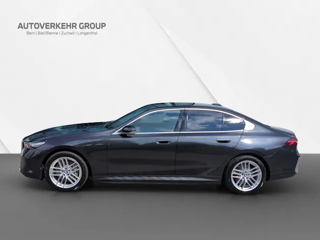 BMW i5 xDrive40