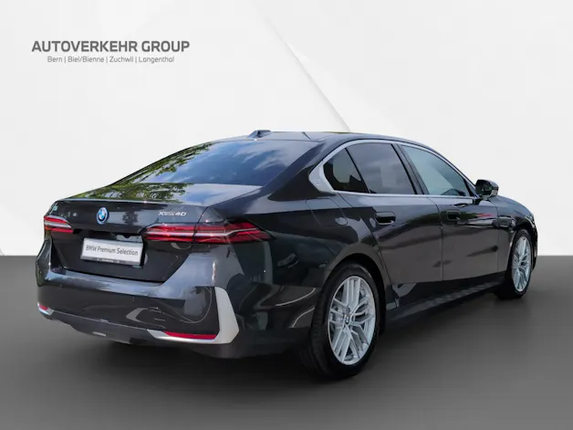BMW i5 xDrive40