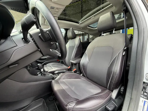 FORD Fiesta 1.0 SCTi Vignale Automat