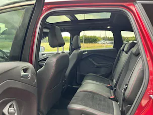FORD Kuga 2.0 TDCi 180 ST-Line FPS 4x4