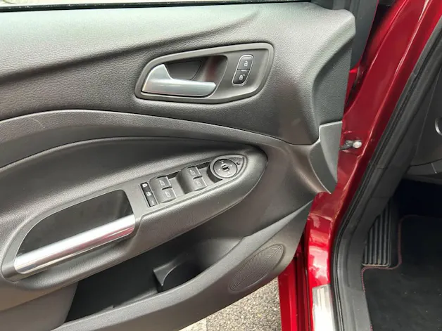 FORD Kuga 2.0 TDCi 180 ST-Line FPS 4x4