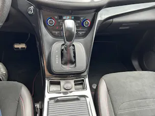 FORD Kuga 2.0 TDCi 180 ST-Line FPS 4x4