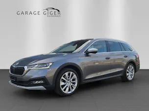 SKODA Octavia Combi 2.0 TSI DSG Scout 4x4
