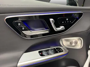 MERCEDES-BENZ GLC 300 e 4MATIC with EQ-Star Hybrid