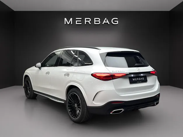 MERCEDES-BENZ GLC 300 e 4MATIC with EQ-Star Hybrid