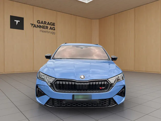 SKODA Octavia Combi 2.0 TSI DSG RS 30 Years Edition