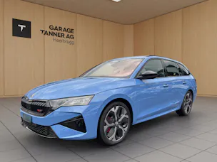 SKODA Octavia Combi 2.0 TSI DSG RS 30 Years Edition