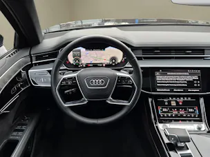 AUDI A8 60 TFSI e quattro tiptronic