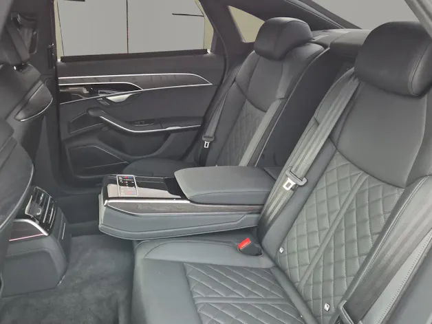 AUDI A8 60 TFSI e quattro tiptronic