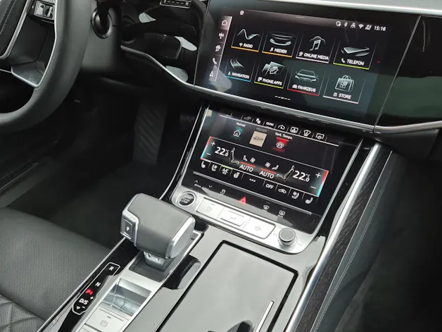 AUDI A8 60 TFSI e quattro tiptronic