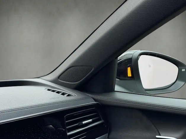 VW Passat Variant 1.5 TSI evo2 Plug-In- Hybrid R-Line DSG