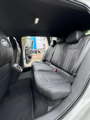 VW Passat Variant 1.5 TSI evo2 Plug-In- Hybrid R-Line DSG