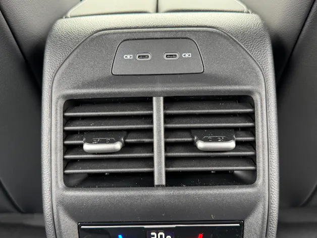 VW Passat Variant 1.5 TSI evo2 Plug-In- Hybrid R-Line DSG
