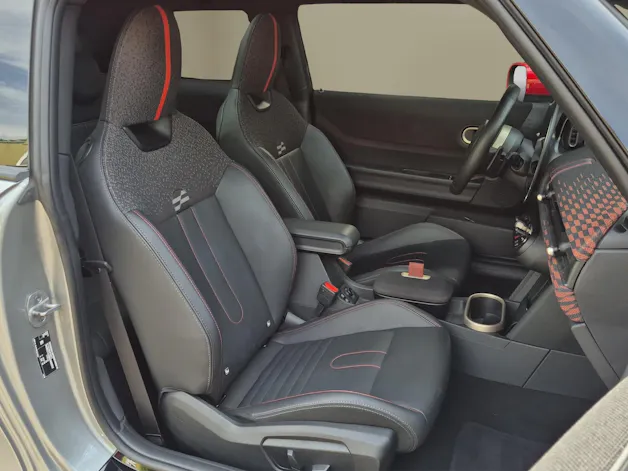 MINI Cooper John Cooper Works DKG