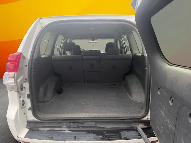 Toyota Land Cruiser 3.0 TD Linea Sol