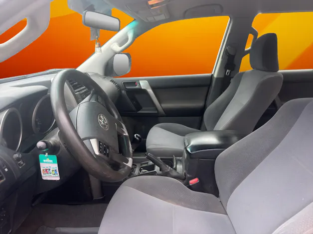 Toyota Land Cruiser 3.0 TD Linea Sol