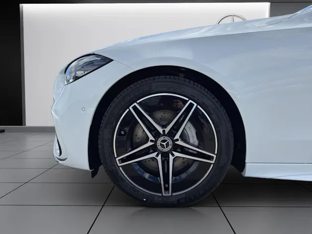 MERCEDES-BENZ C 200 T 4 Matic