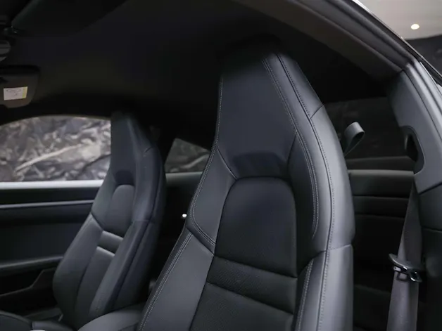 PORSCHE 911 Coupé 3.0 Carrera PDK *Bose Surround*Matrix LED*Lenkradheizung*