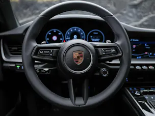 PORSCHE 911 Coupé 3.0 Carrera PDK *SOFORT VERFÜGBAR*Werksgarantie*Matrix LED*