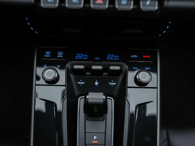 PORSCHE 911 Coupé 3.0 Carrera PDK *Bose Surround*Matrix LED*Lenkradheizung*