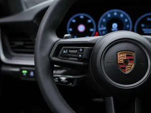 PORSCHE 911 Coupé 3.0 Carrera PDK *SOFORT VERFÜGBAR*Werksgarantie*Matrix LED*