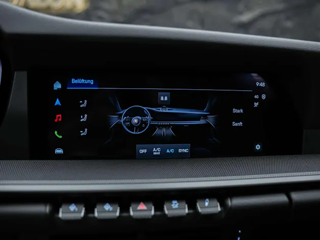 PORSCHE 911 Coupé 3.0 Carrera PDK *Bose Surround*Matrix LED*Lenkradheizung*