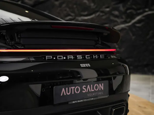 PORSCHE 911 Coupé 3.0 Carrera PDK *Bose Surround*Matrix LED*Lenkradheizung*