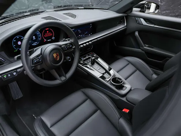 PORSCHE 911 Coupé 3.0 Carrera PDK *Bose Surround*Matrix LED*Lenkradheizung*