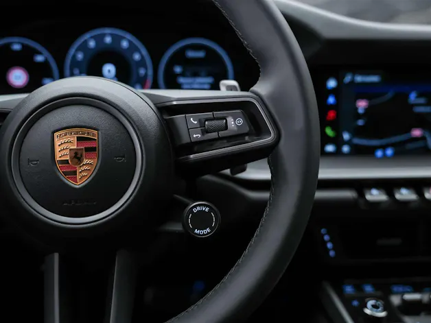 PORSCHE 911 Coupé 3.0 Carrera PDK *Bose Surround*Matrix LED*Lenkradheizung*
