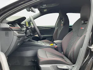 SKODA Octavia Combi 2.0 TSI DSG RS