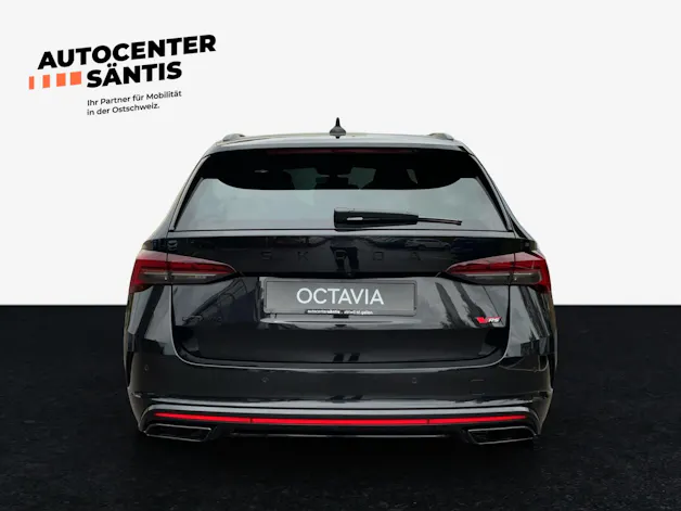 SKODA Octavia Combi 2.0 TSI DSG RS