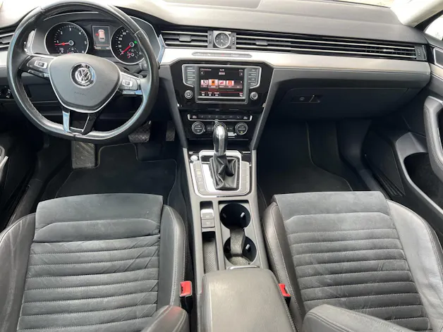VW Passat Variant 2.0 TDI SCR BMT Highline DSG