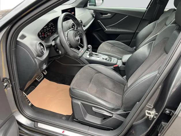 AUDI SQ2 TFSI quattro S-tronic