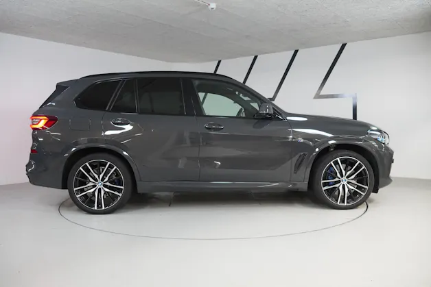 BMW X5 xDrive 48V 40d M Sport Steptronic