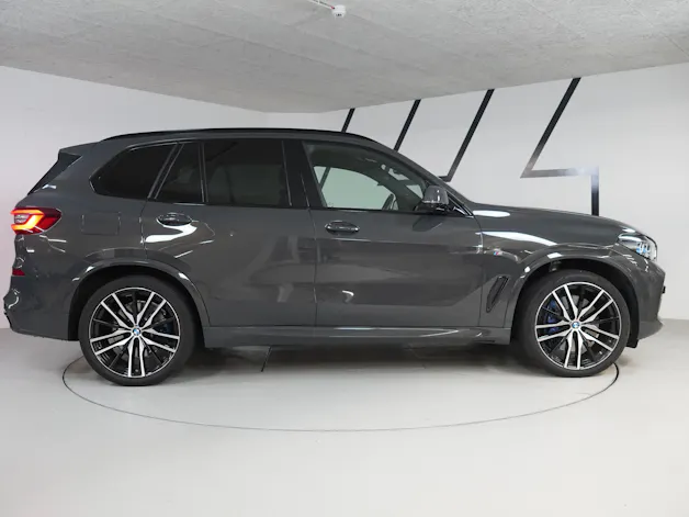 BMW X5 xDrive 48V 40d M Sport Steptronic