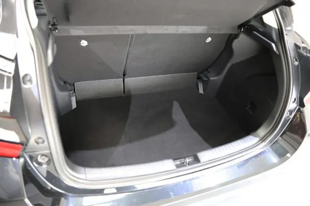 MAZDA 2 Hybrid Exclusive-line