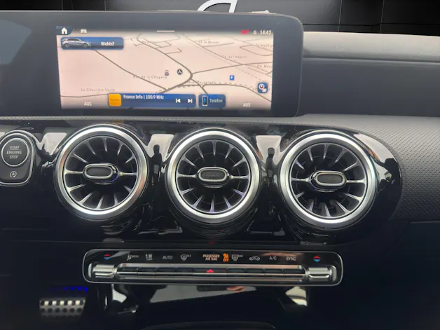 MERCEDES-BENZ A 250 4Matic 8G-DCT