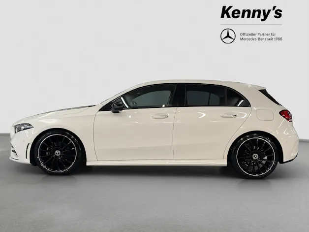 MERCEDES-BENZ A 180 AMG Line