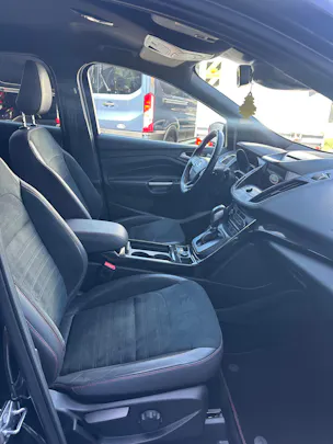 FORD Kuga 2.0 TDCi 150 ST-Line FPS