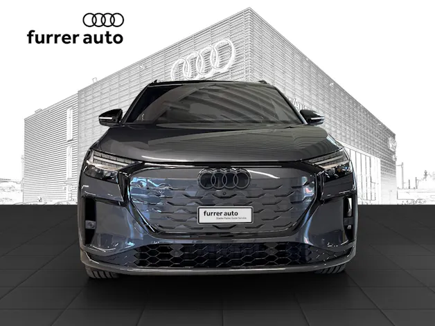 Audi Q4 e-tron SUV quattro performance Swiss Ski