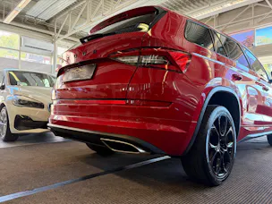 SKODA Kodiaq 2.0 Bi-TDI SCR RS 4x4 DSG | CH | Panorama | ACC | Area View | Navi Columbus |