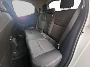 https://vehicle.imgix.net/4436669/d626a8c7-7b8e-46e2-8627-69fd5a257b28.jpg