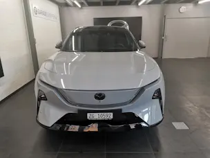 MAZDA CX-6e Takumi
