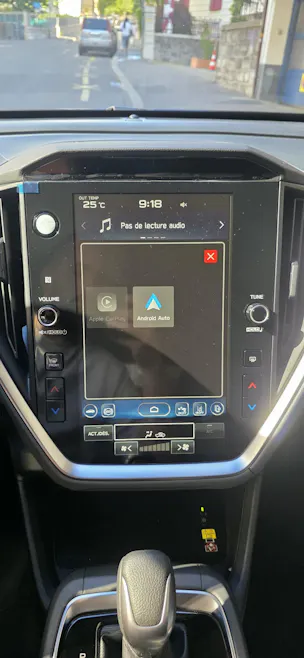 Subaru Crosstrek 2.0i e-Boxer Swiss Plus