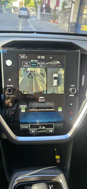 Subaru Crosstrek 2.0i e-Boxer Swiss Plus